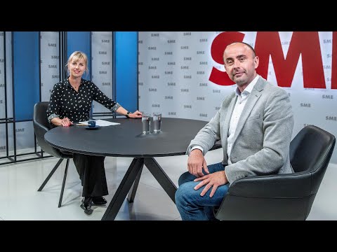 Štefančík v Aréne: Mikromanažment vo vláde. Premiér sa obklopil babrákmi, šarlatánmi a pytliakmi