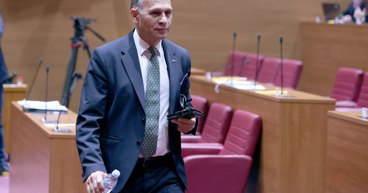 Veljko Kajtazi napustio Klub zastupnika nacionalnih manjina