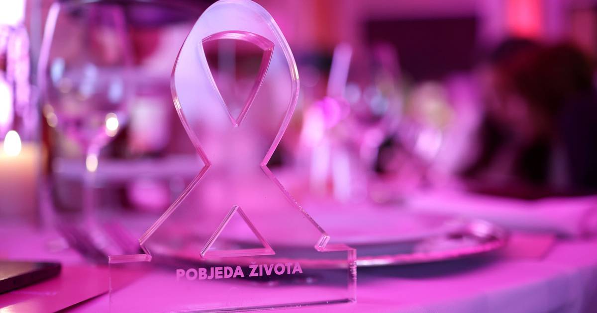 Pobjeda života: 13 žena nagrađeno za borbu protiv raka dojke