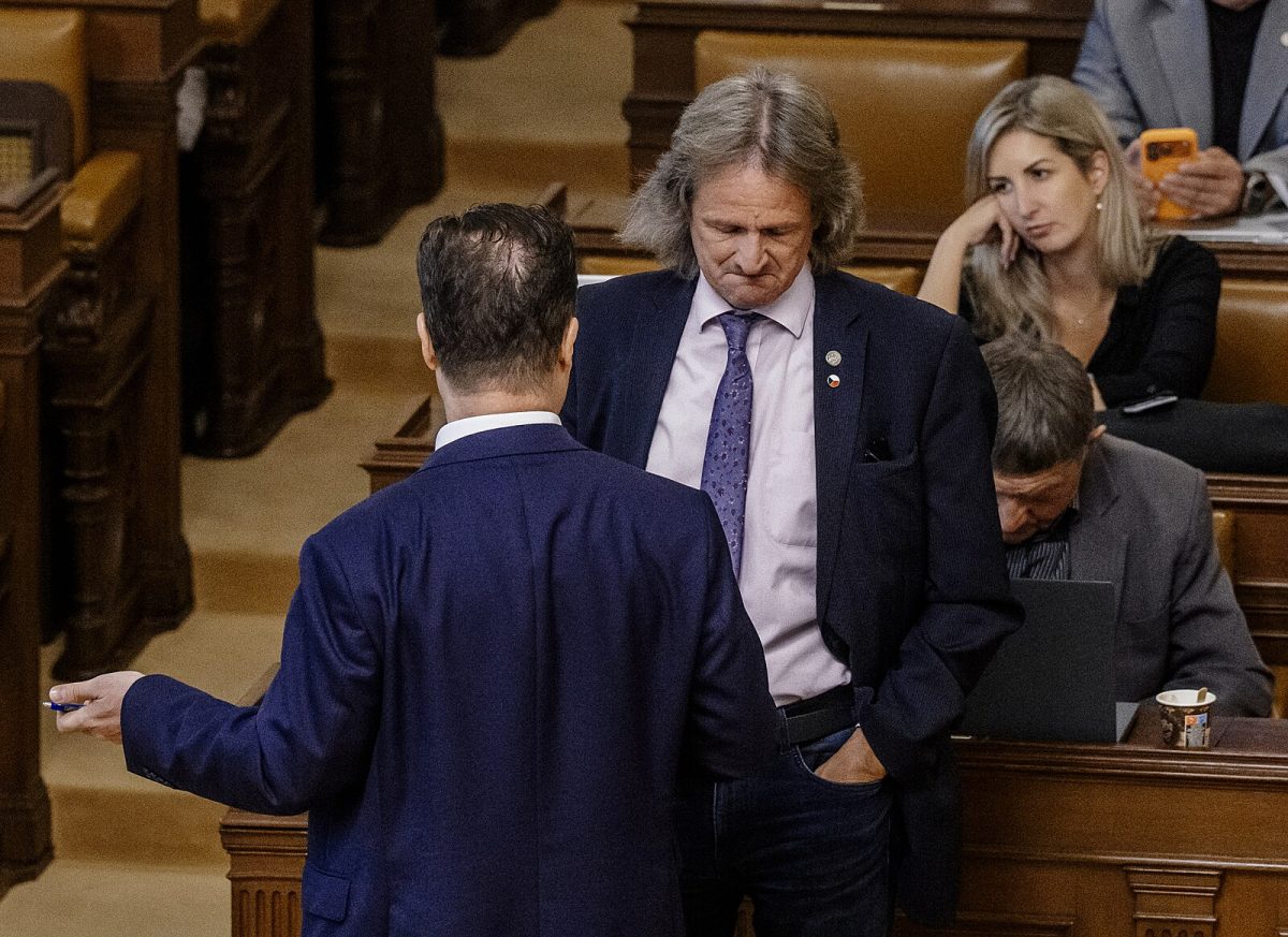 Ševčík a Hřib: glosa o mentální menopauze a mezích humoru